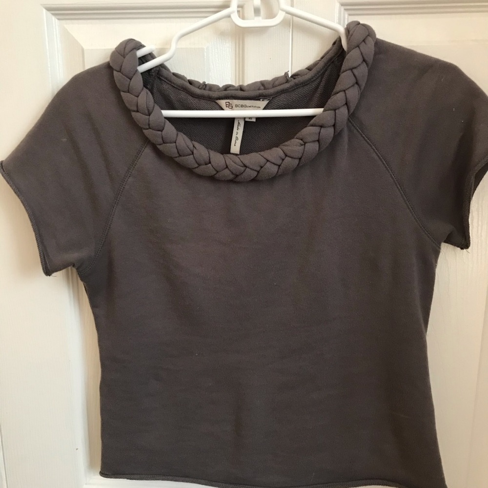 ⭐️ BCBGeneration XS short sleeve shirt